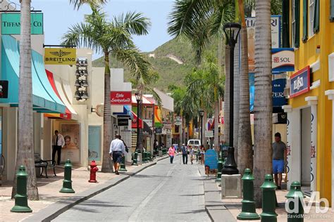 st maarten store websites.